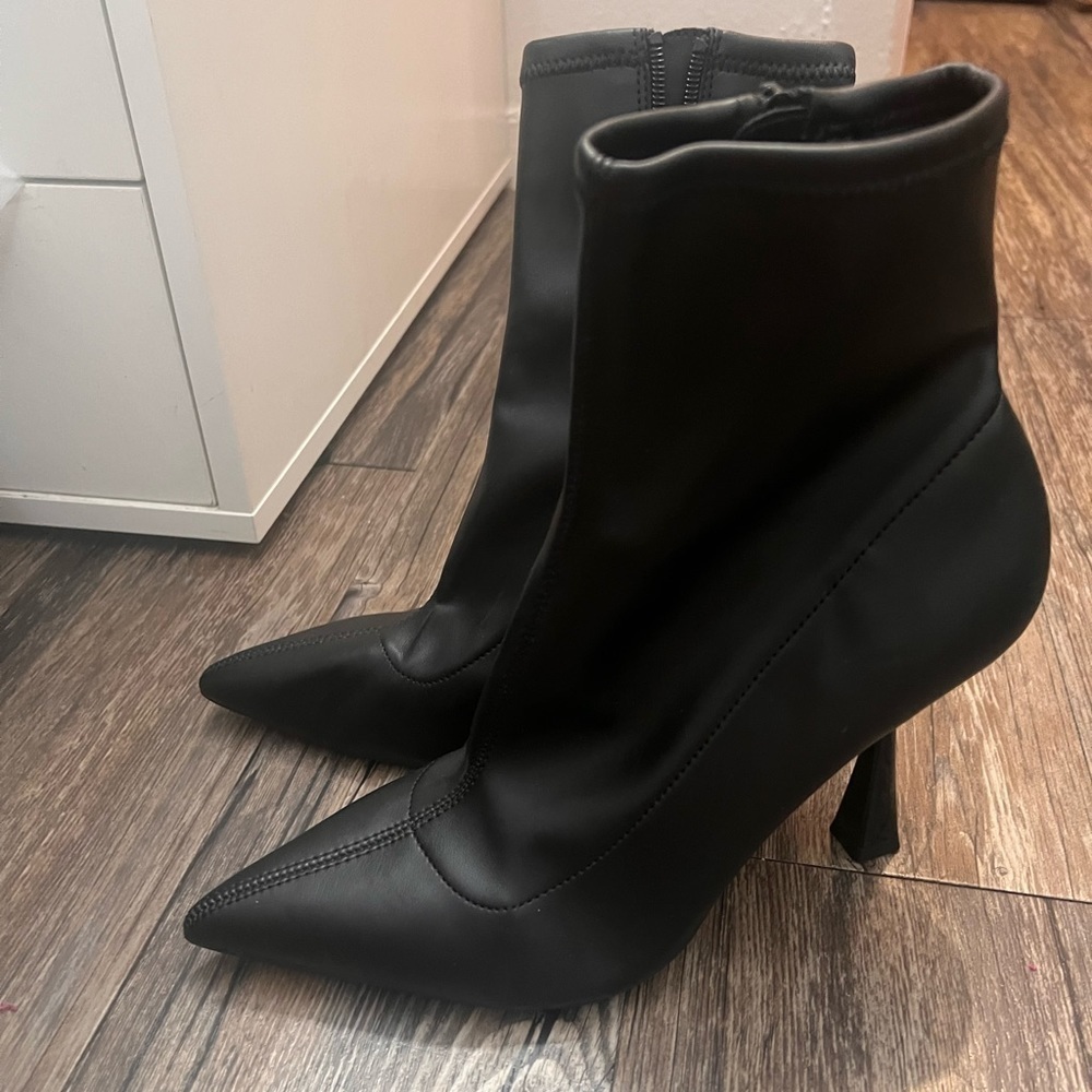 Bar III Women's Olevia Sock Booties, Created for Macy's size 9.5 - Picture 8 of 11